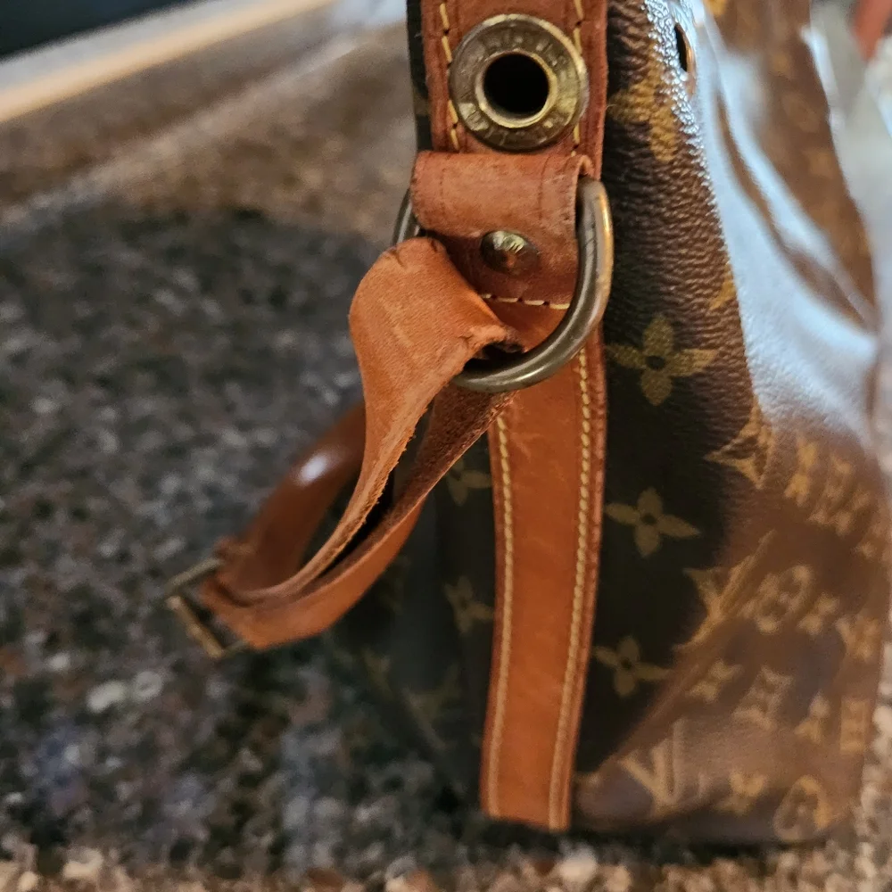 LOUIS VUITTON PETIT NO DRAWSTRING SHOULDER BAG MONOGRAM M42226 872FC 54596 - Picture 5 of 8